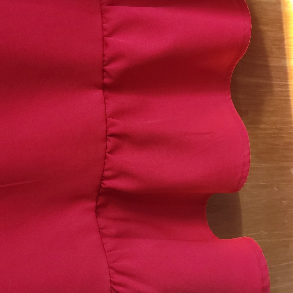 Red Dress - Picture 6 of 9